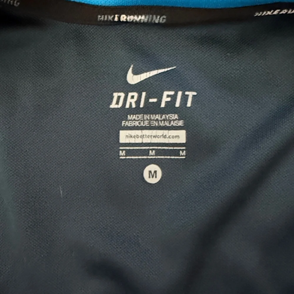 Nike Men's Navy Blue Performance 1/4” long sleeve shirt - Picture 4 of 10